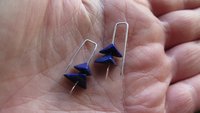 small lapis lazuli earrings. royal blue gemstone jewelry. triangle earrings.
