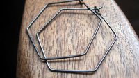 hexagon earrings. niobium hoops for sensitive ears. geometric hoops. niobium wire jewelry.