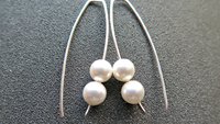 white pearl earrings in sterling silver. crystal pearl jewelry. 1 1/2” drop earrings.