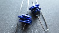 modern blue lapis earrings with hematite. grey niobium wires for sensitive ears. lapis lazuli jewellery.