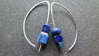 asymmetrical lapis lazuli earrings in sterling silver. modern blue earrings. blue gemstone jewelry. hematite jewellery.