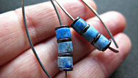 light blue lapis lazuli earrings with hematite. hypoallergenic niobium for sensitive ears. lapis lazuli jewellery.