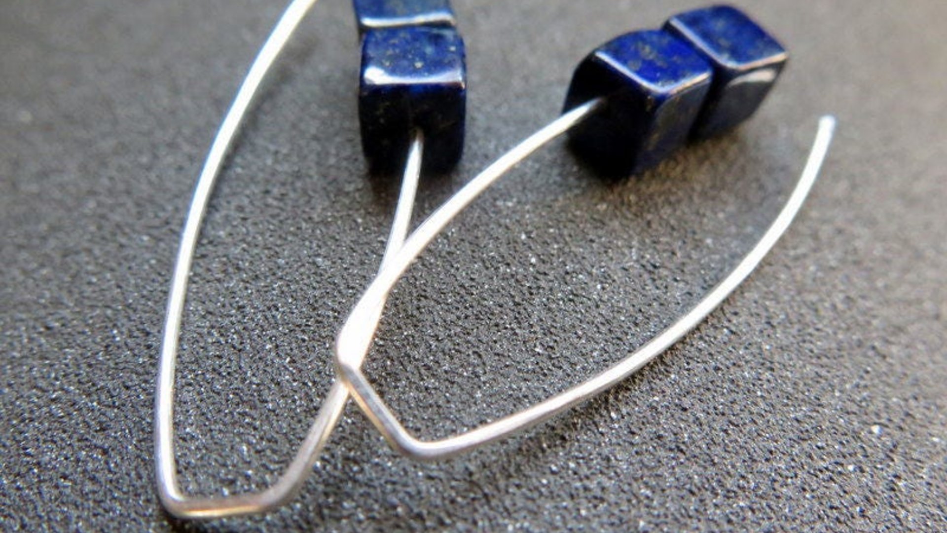 lapis earrings sterling silver. cobalt blue earring. lapis lazuli jewelry. 1 1/2” drop earrings. hypoallergenic jewellery.
