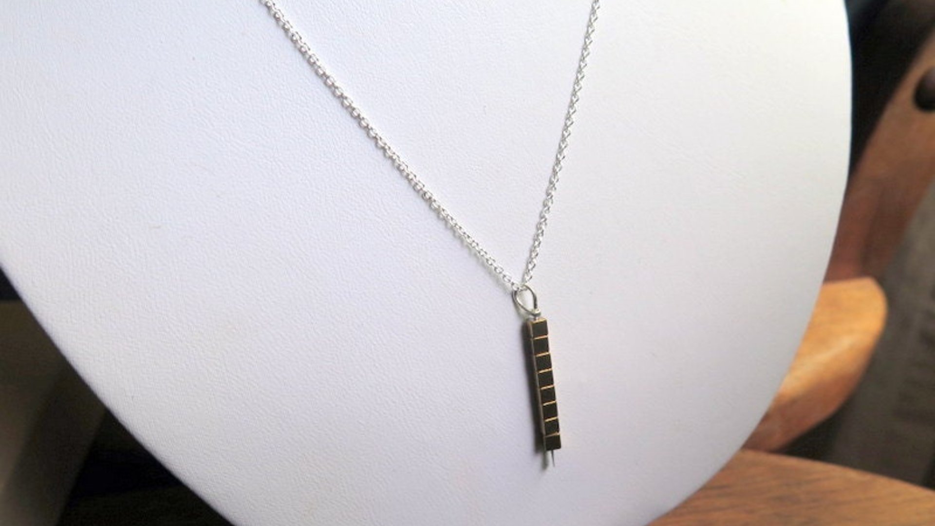 gold and silver necklace. mixed metal jewelry. modern jewellery