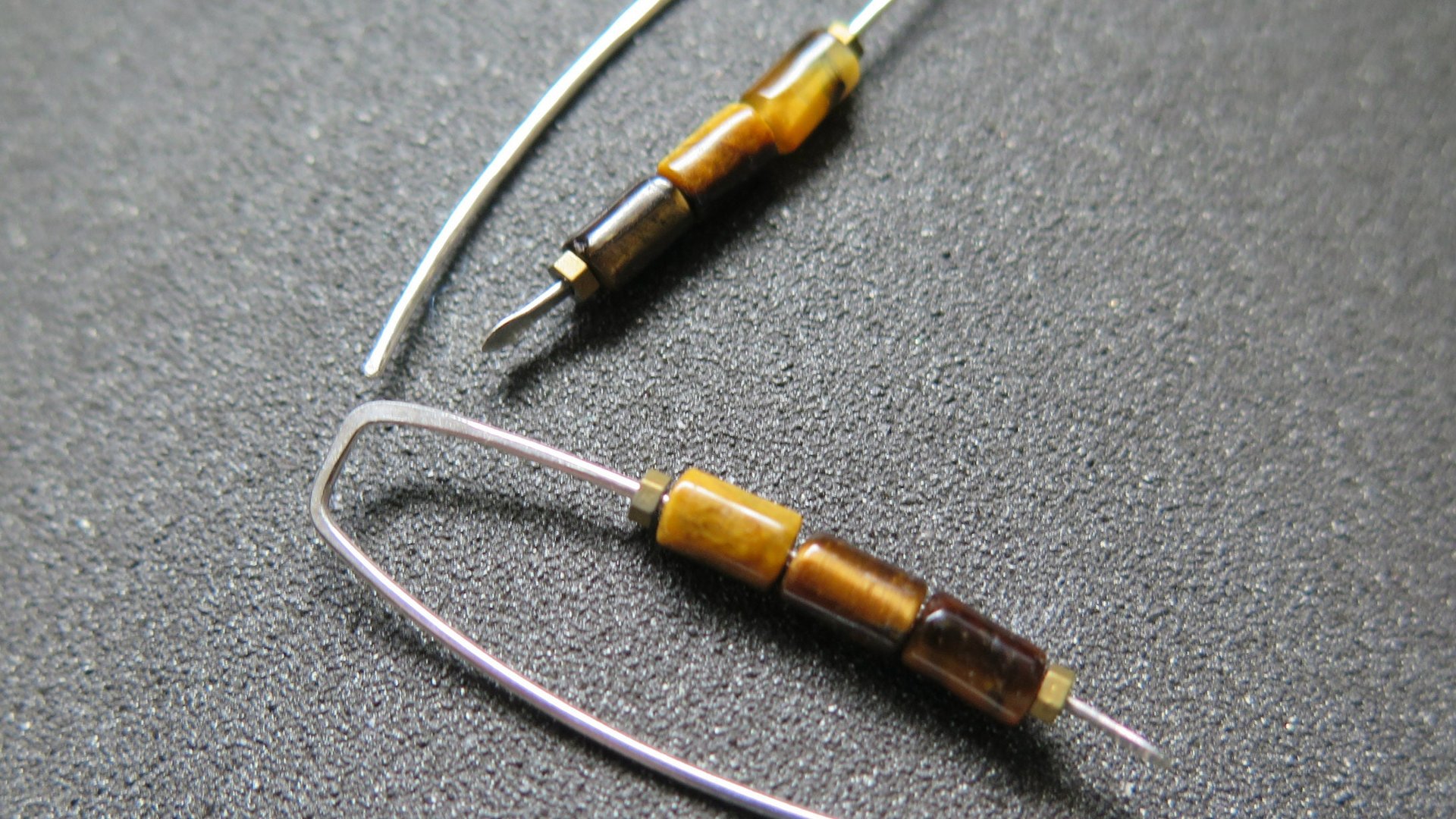 natural tiger eye earrings. modern stone jewelry. handmade brown earrings in sterling silver wire.