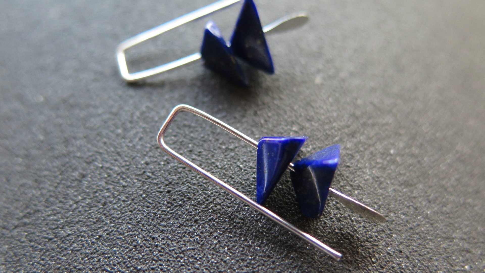 small lapis lazuli earrings. royal blue gemstone jewelry. triangle earrings.