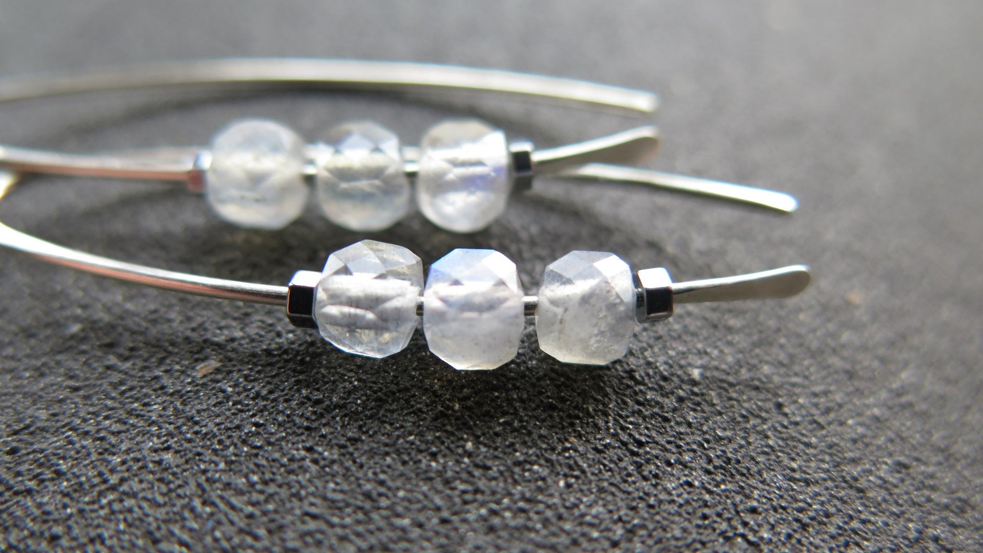 labradorite earrings with flash made with sterling silver wire. modern gemstone jewelry. Canadian made labradorite jewellery.
