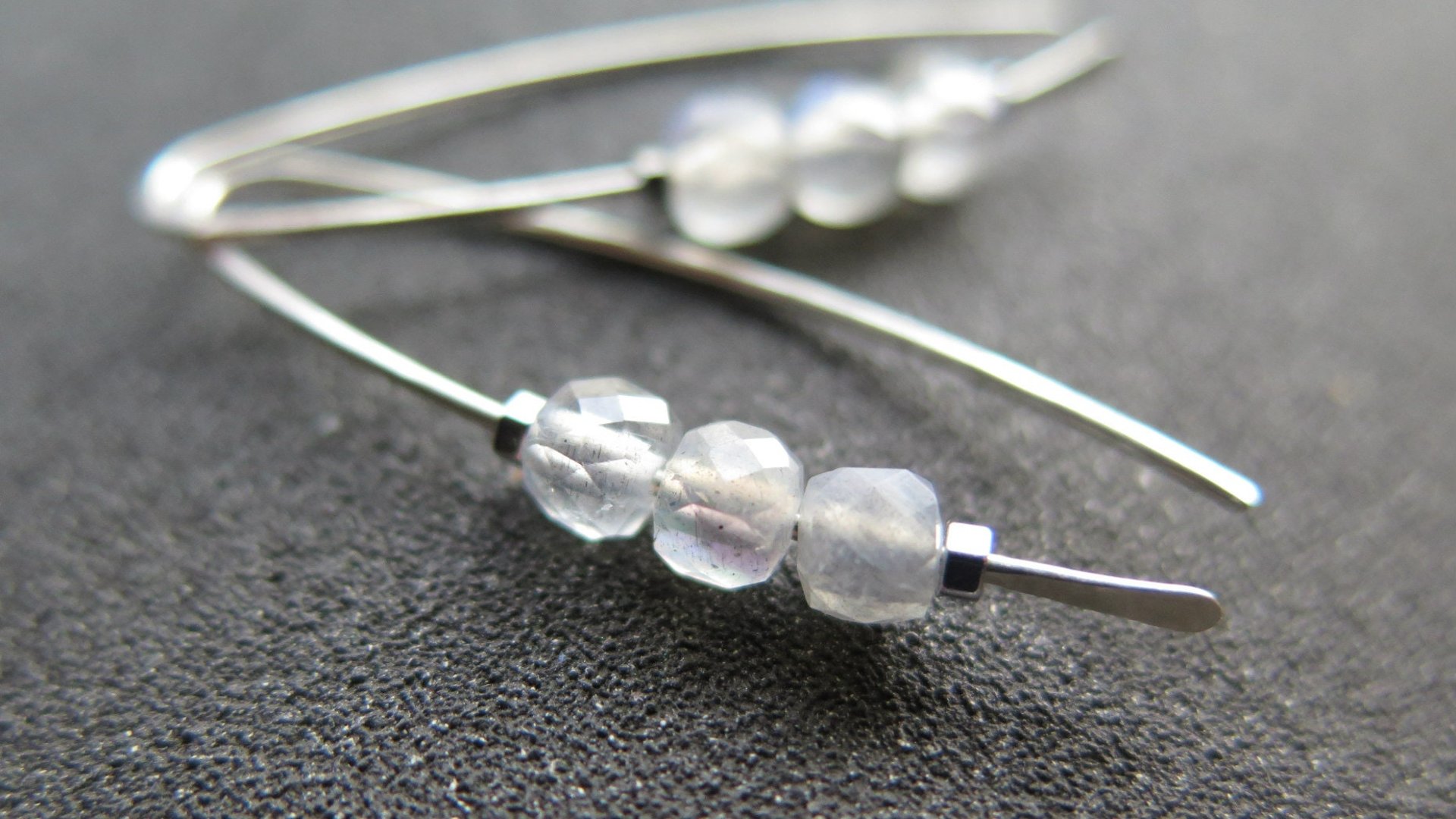 labradorite earrings with flash made with sterling silver wire. modern gemstone jewelry. Canadian made labradorite jewellery.