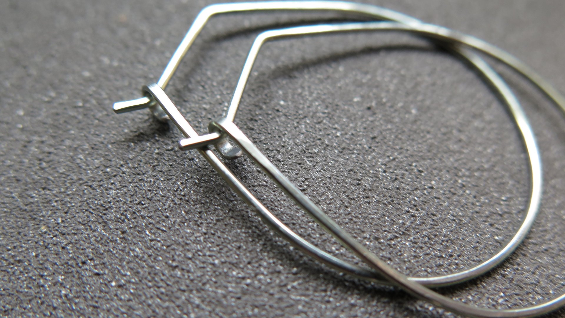 hypoallergenic hoop earrings for sensitive ears. anodized niobium jewelry. nickel free earrings.