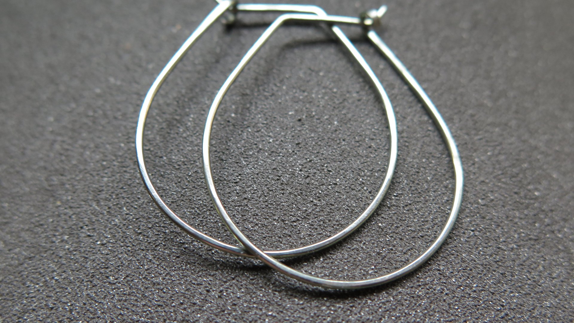 hypoallergenic hoop earrings for sensitive ears. anodized niobium jewelry. nickel free earrings.