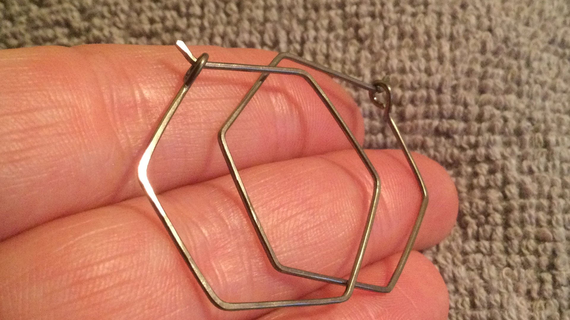 hexagon earrings. niobium hoops for sensitive ears. geometric hoops. niobium wire jewelry.