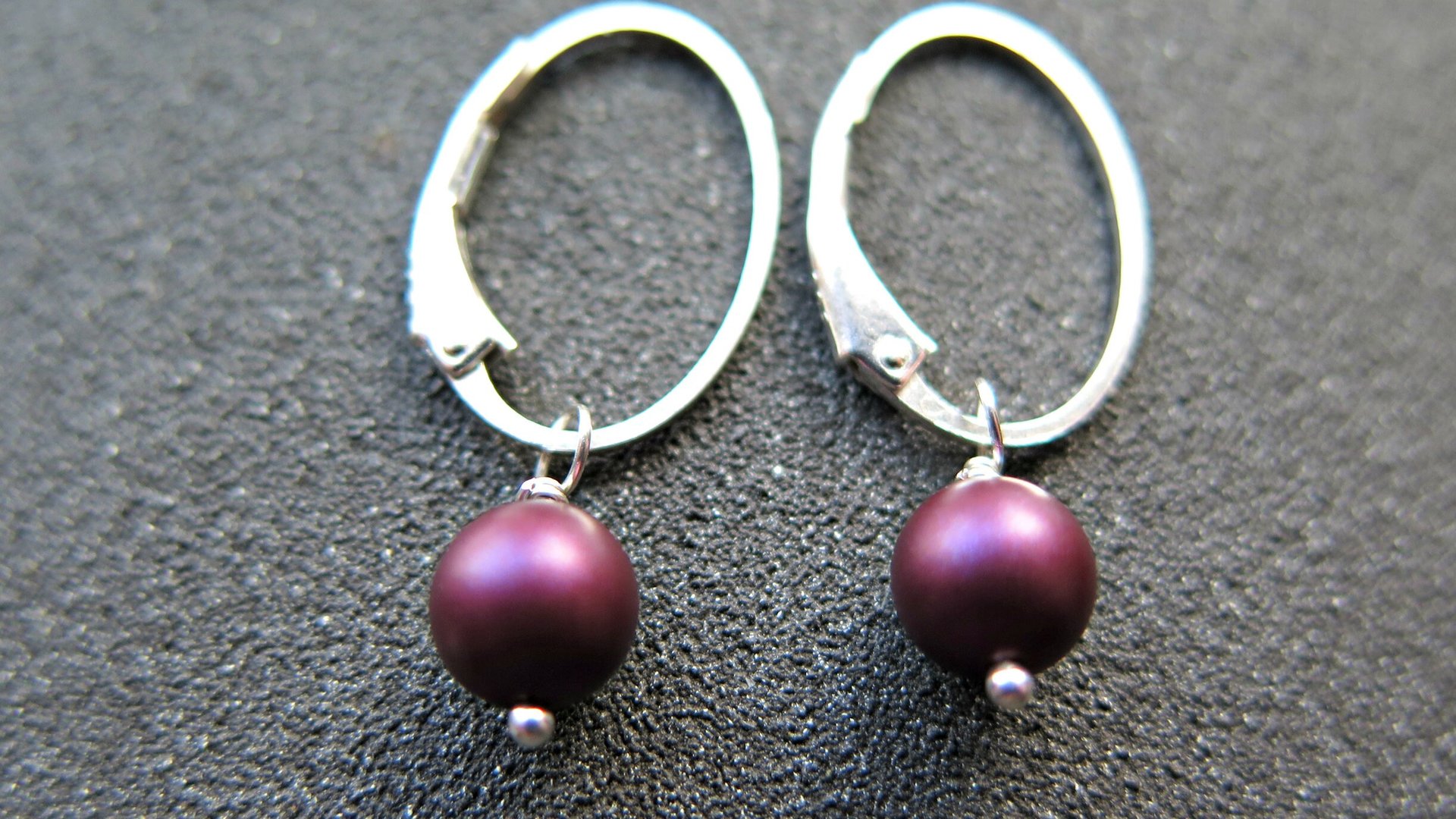 burgundy pearl earrings in sterling silver lever back hoops. design your own earrings. crystal pearl jewelry. modern pearl jewellery.