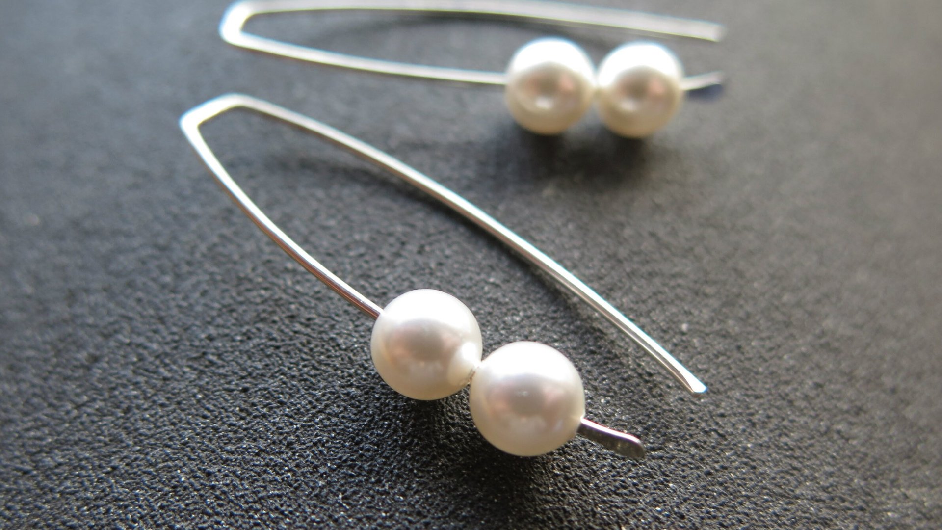 white pearl earrings in sterling silver. crystal pearl jewelry. 1 1/2” drop earrings.