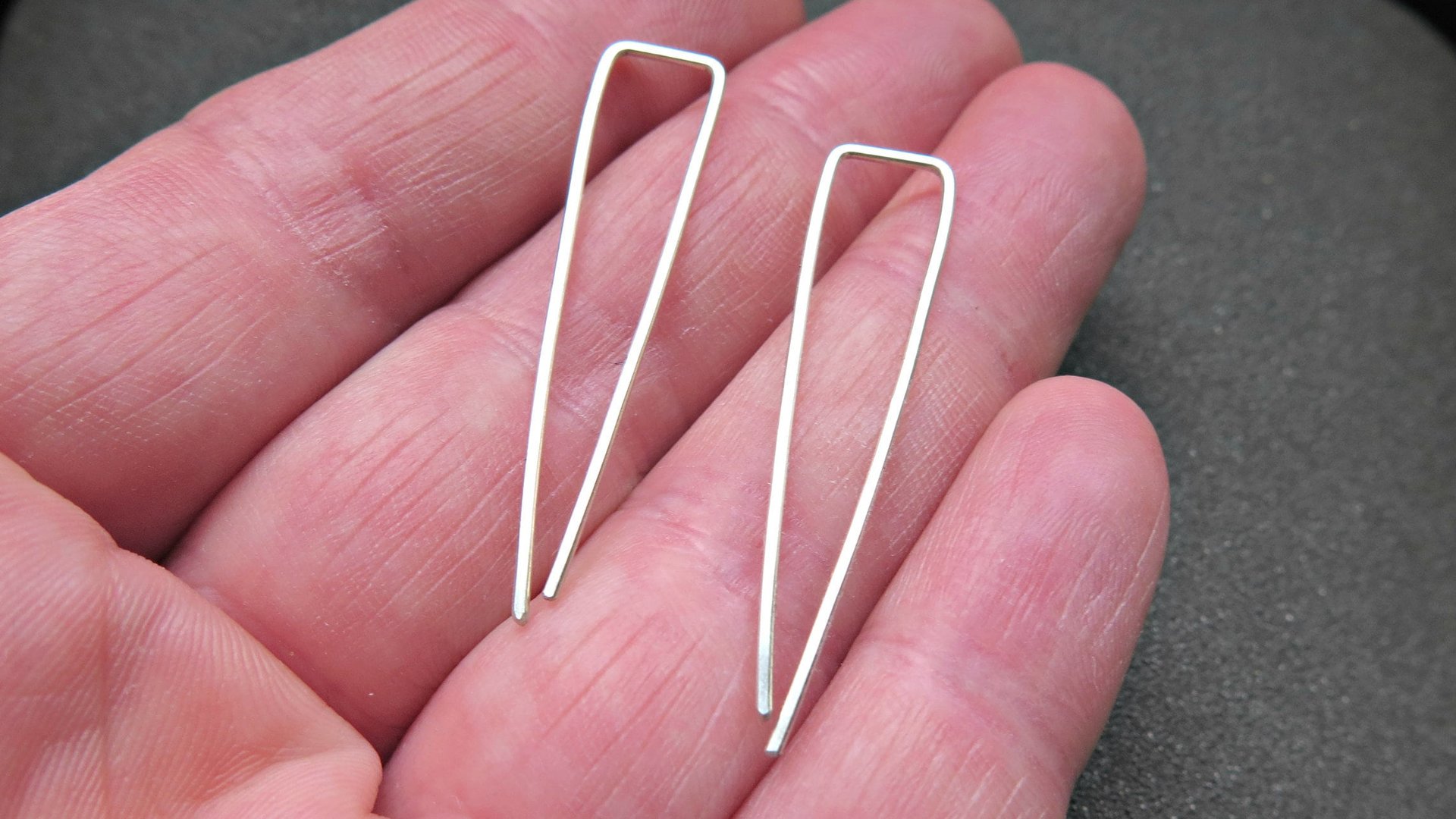 sterling silver earrings. minimalist jewelry. modern hoops.