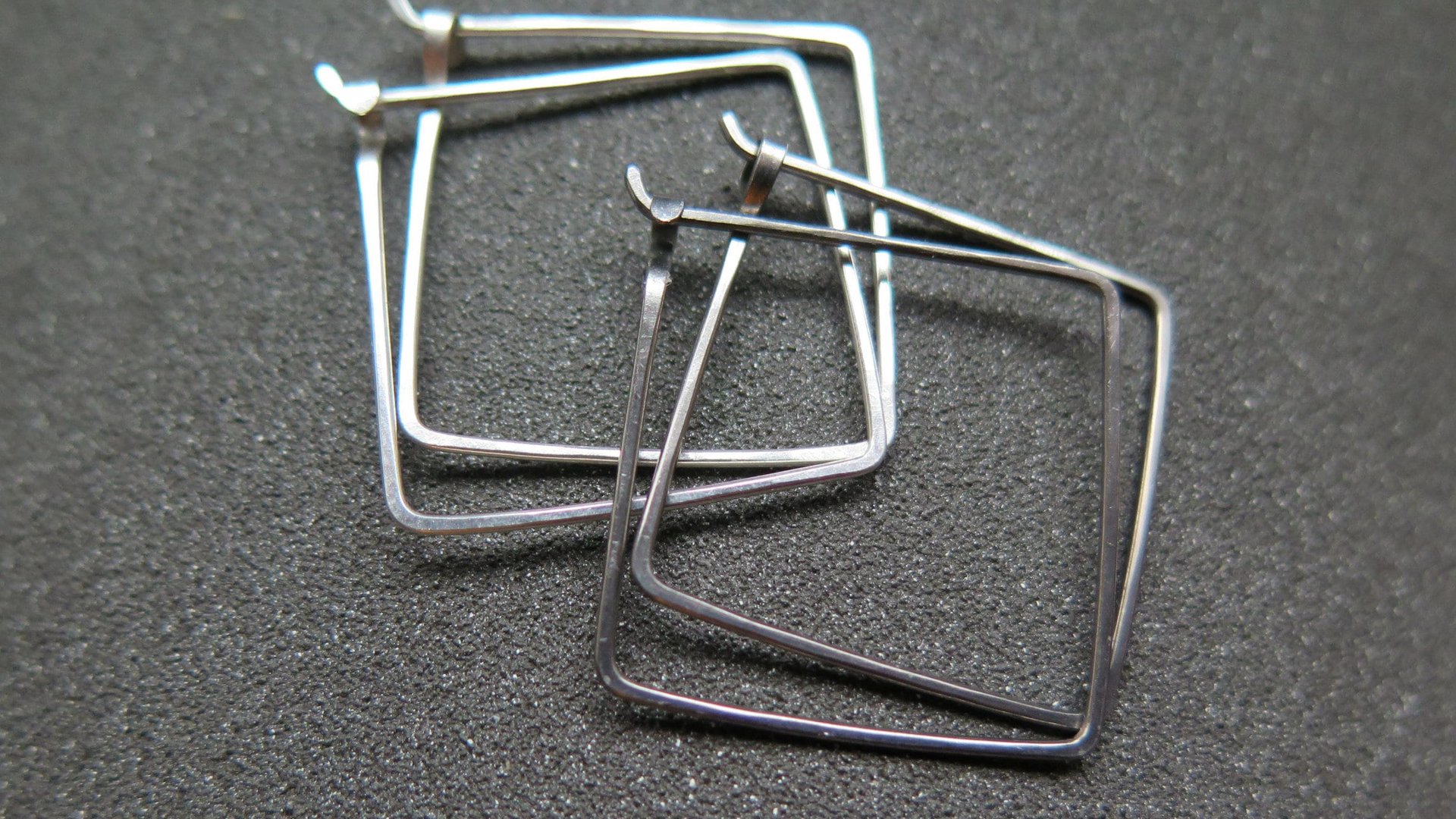 sterling silver hoops. 1 inch square earrings. geometric jewelry. splurge. available in niobium wire