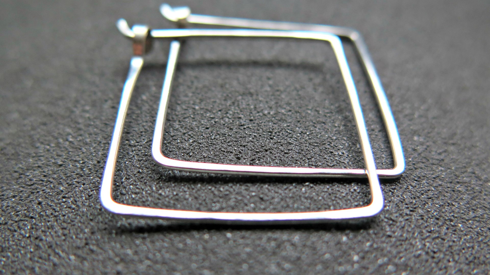 sterling silver hoops. 1 inch square earrings. geometric jewelry. splurge. available in niobium wire