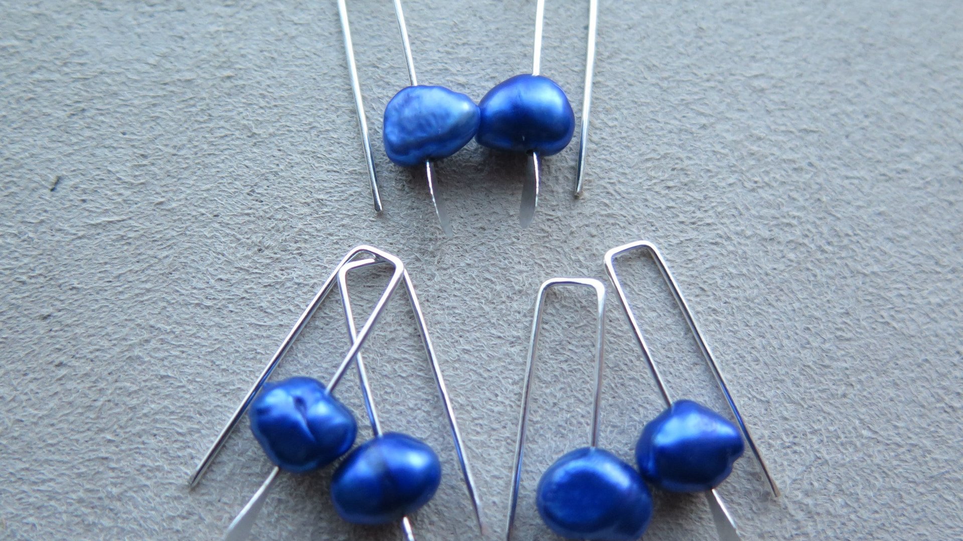 royal blue pearl drop earrings. blue freshwater pearl jewelry. simple pearl jewellery. 7mm pearls. made in Canada