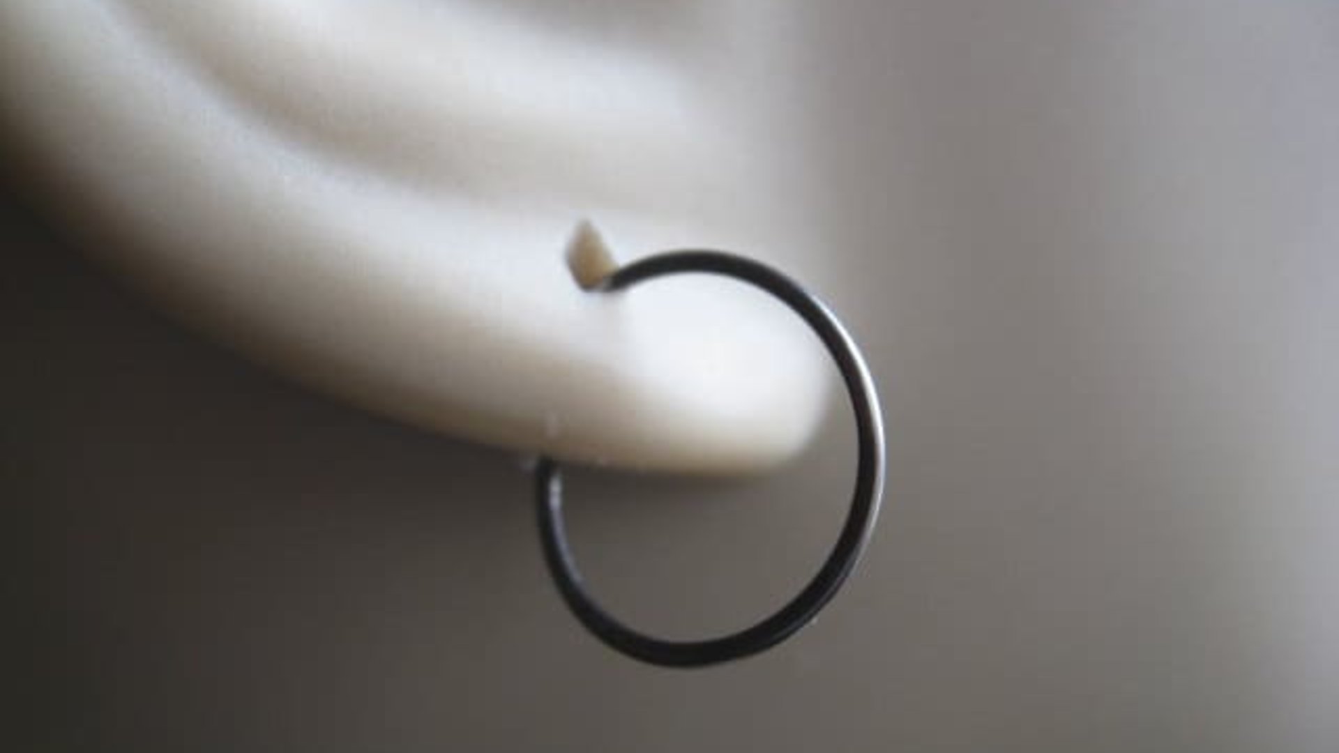 mens hoop earrings. dark silver niobium. hypoallergenic hoops.