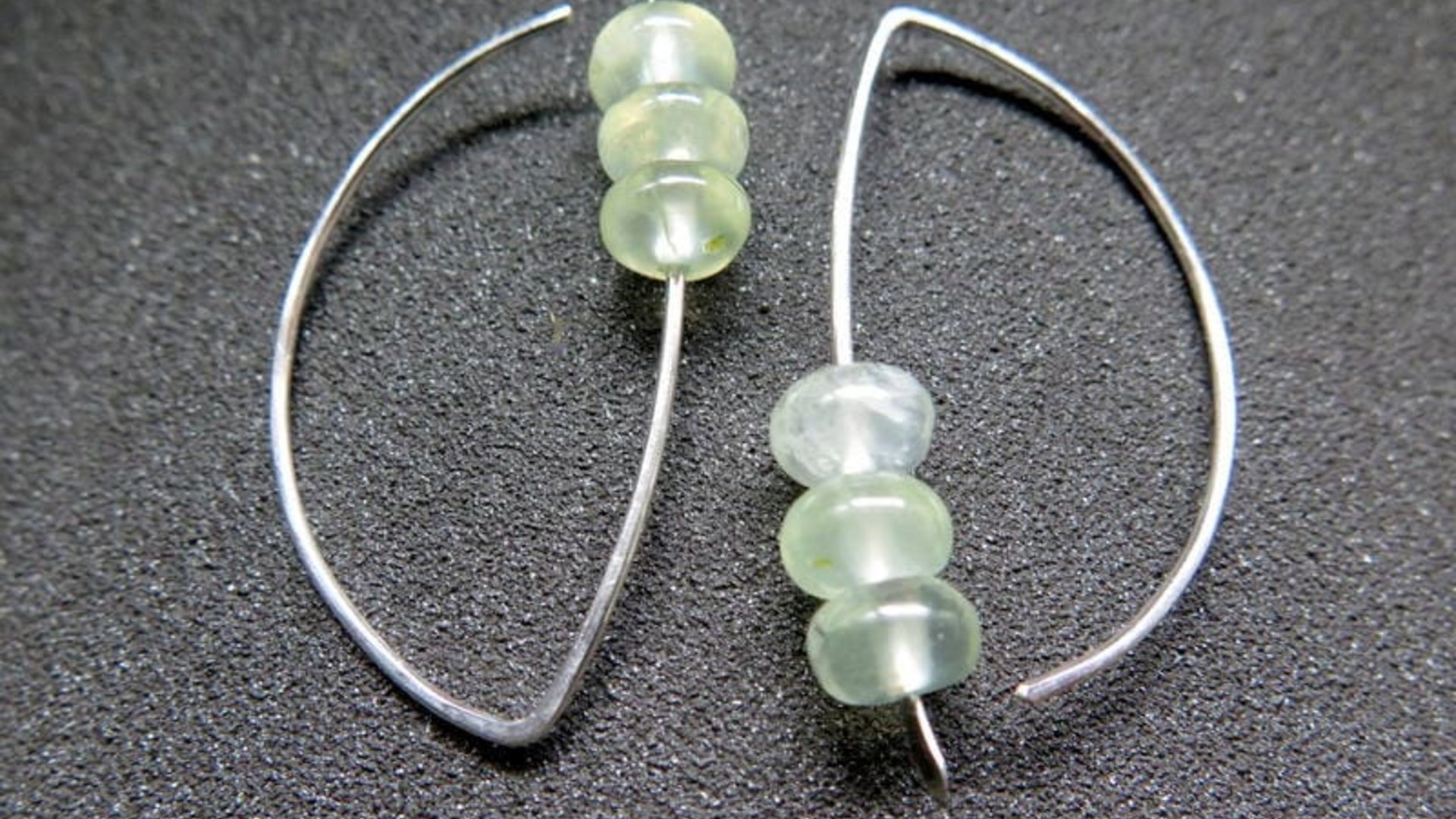 mint green earrings. natural stone jewelry. prehnite jewellery