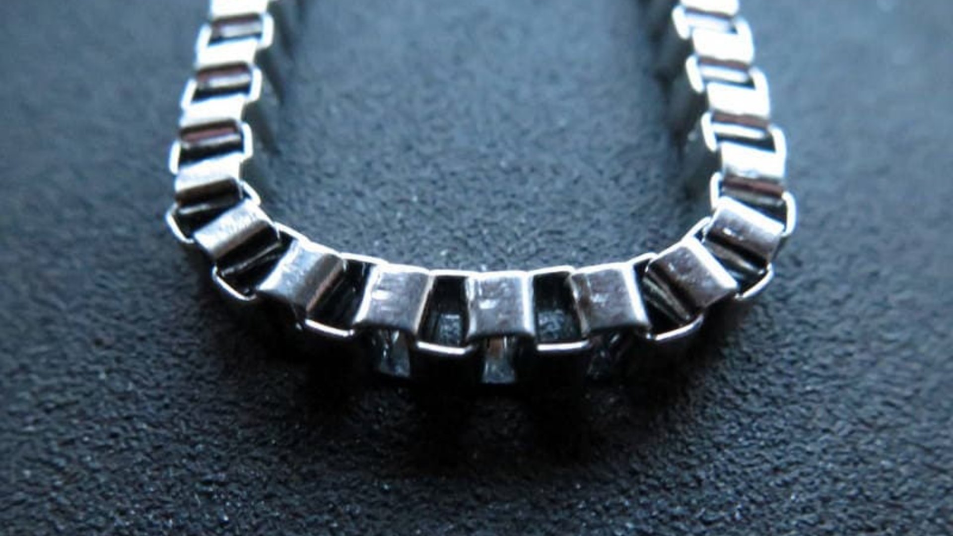 mens box chain necklace. stainless steel jewelry. made in Canada.