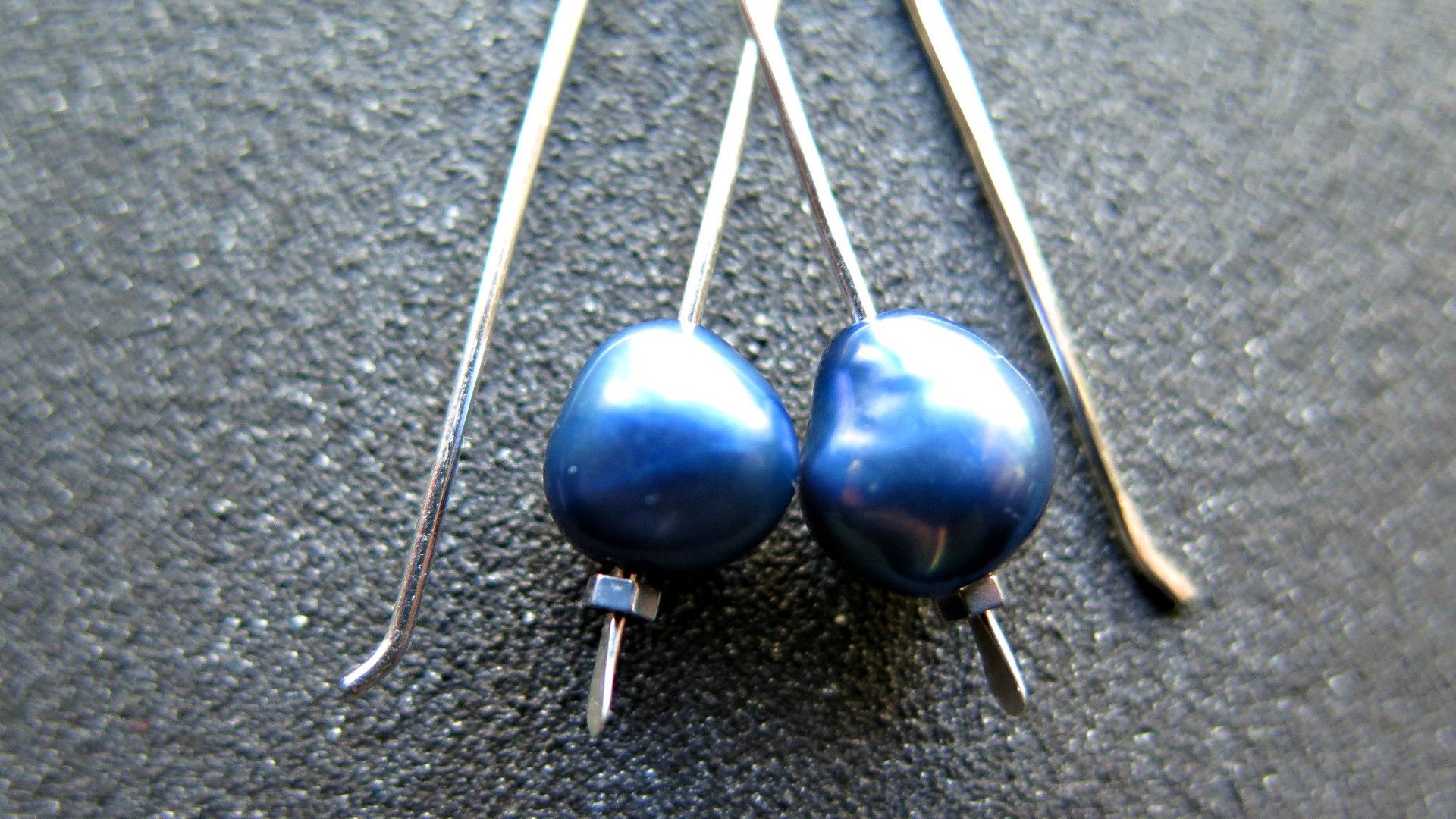 blue pearl earrings in sterling silver. modern freshwater pearl jewelry. 1 1/2” drop earrings. made in Calgary, Canada