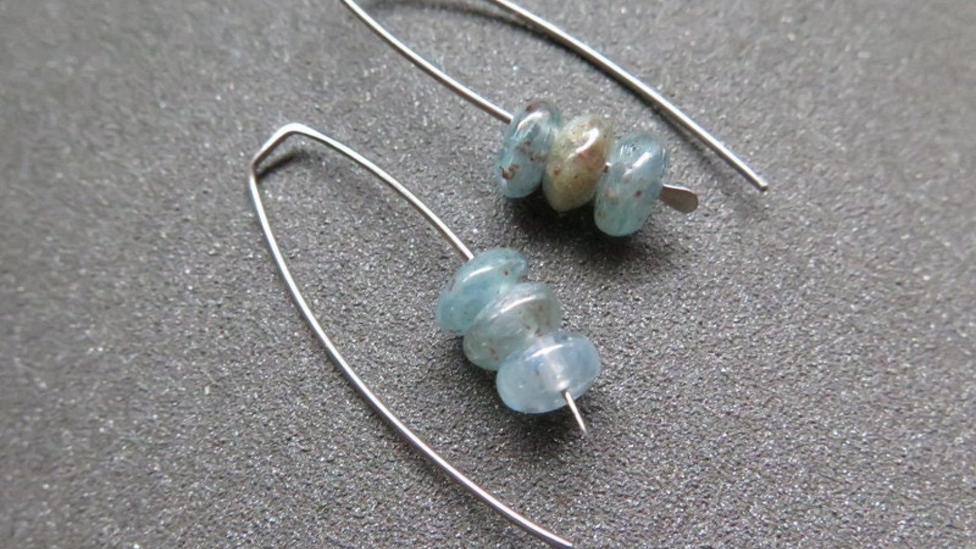 cornflower blue kyanite earrings. hypoallergenic jewelry. nickel free wire. Canadian seller