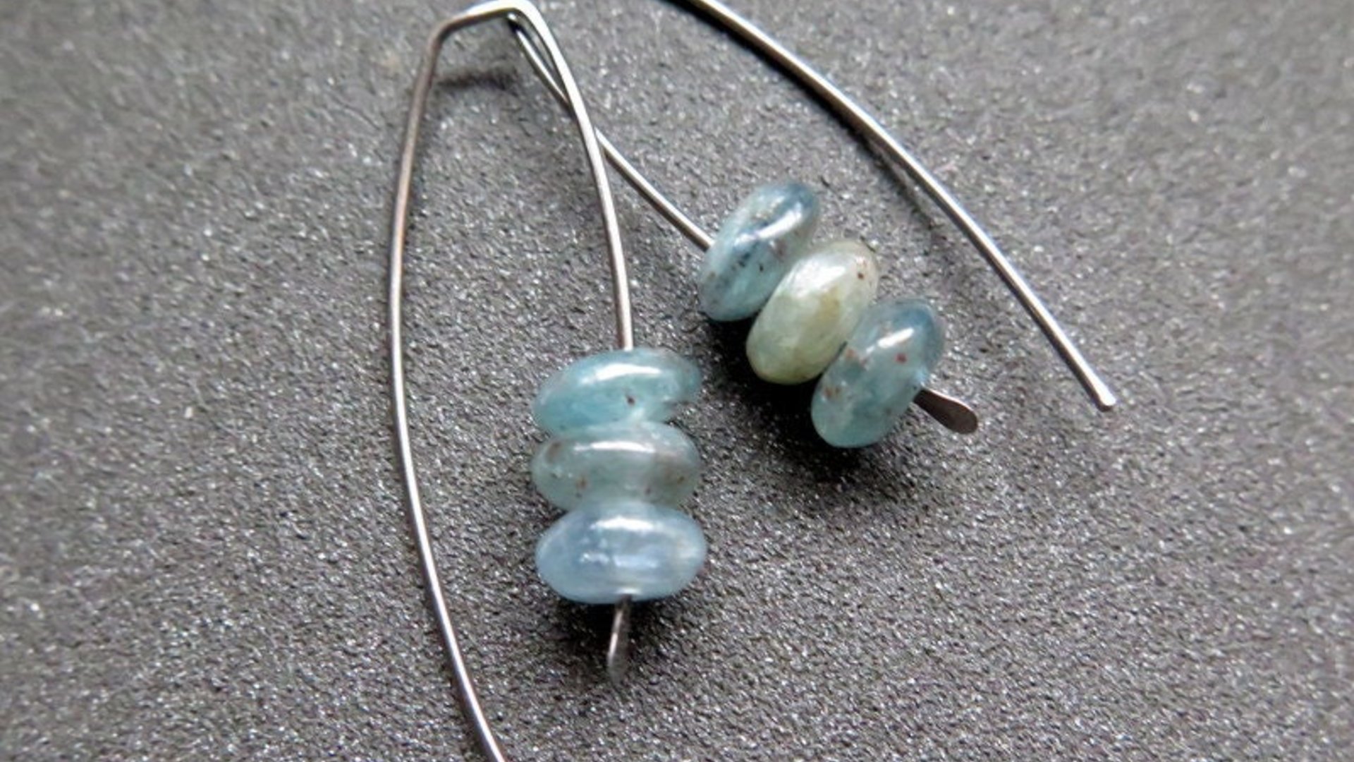 cornflower blue kyanite earrings. hypoallergenic jewelry. nickel free wire. Canadian seller