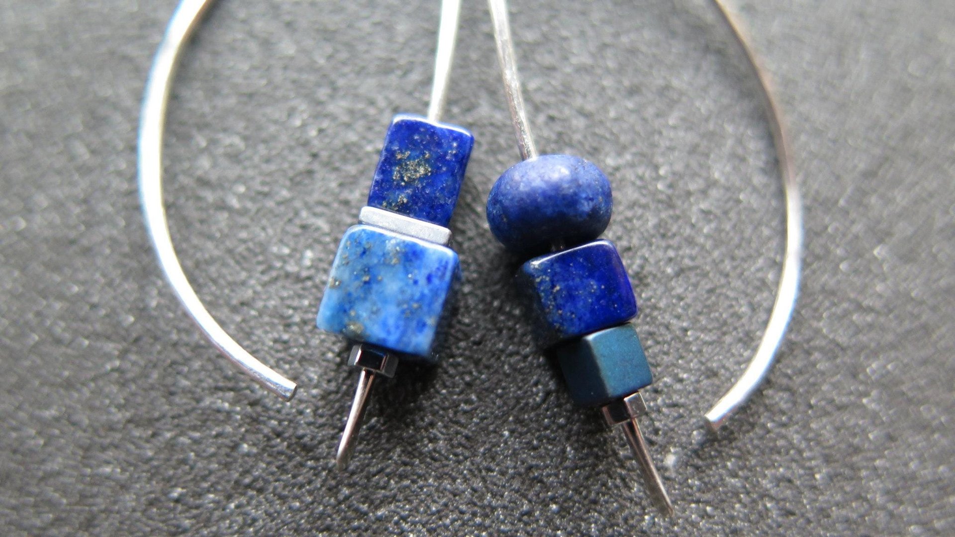 asymmetrical lapis lazuli earrings in sterling silver. modern blue earrings. blue gemstone jewelry. hematite jewellery.