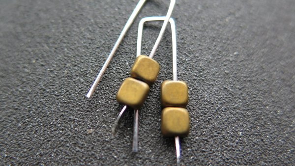 small matte gold earrings. square hematite jewelry. geometric jewellery. 1 inch earrings.