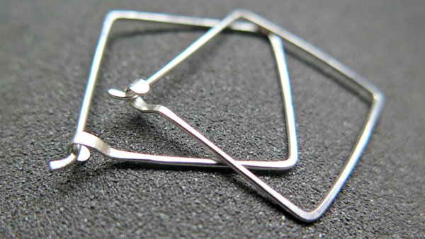 sterling silver hoops. 1 inch square earrings. geometric jewelry. splurge. available in niobium wire