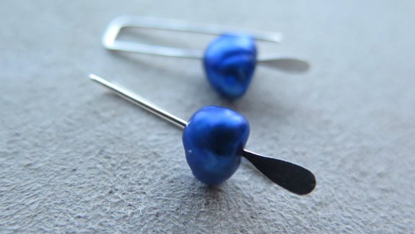 royal blue pearl drop earrings. blue freshwater pearl jewelry. simple pearl jewellery. 7mm pearls. made in Canada